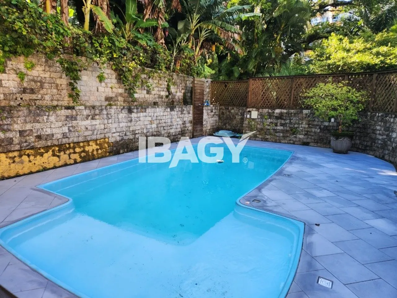 Casa sin muebles con 5 dormitorios y 5 baños — photo 4