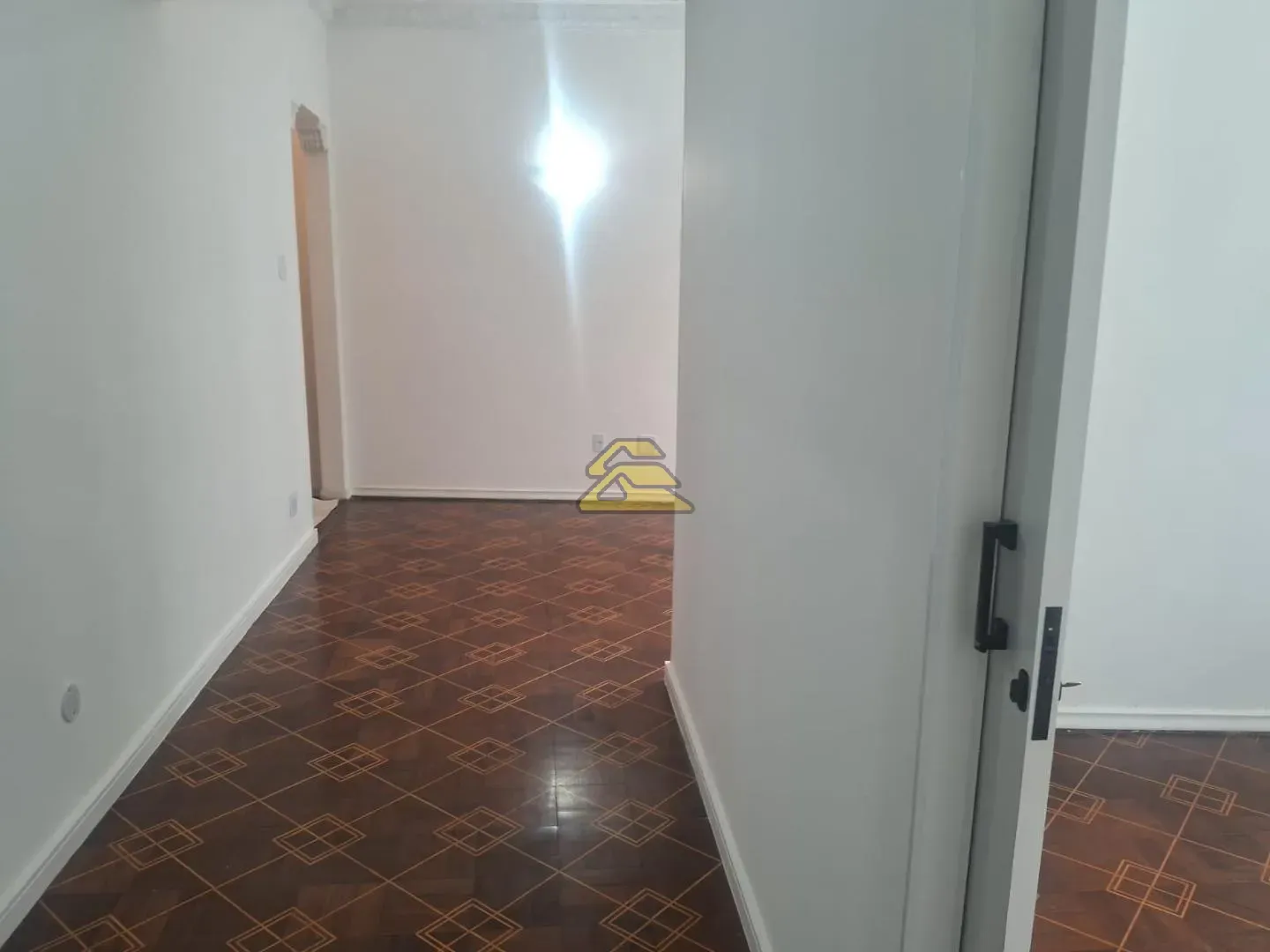 Apartment, 76 m², with wood or laminate floors — photo 19