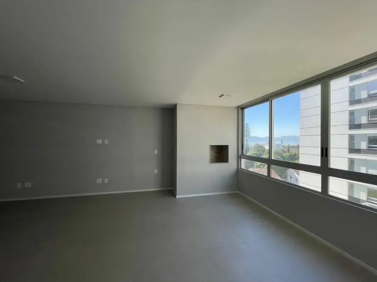 Furnished apartment with 2 en-suites and 119 m²