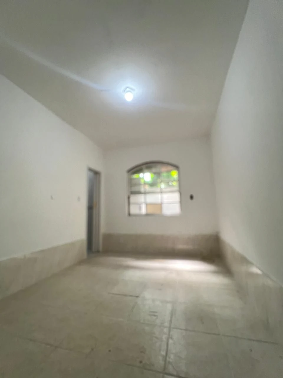 Rental house with 3 bedrooms, 2 suites, and balcony — photo 8