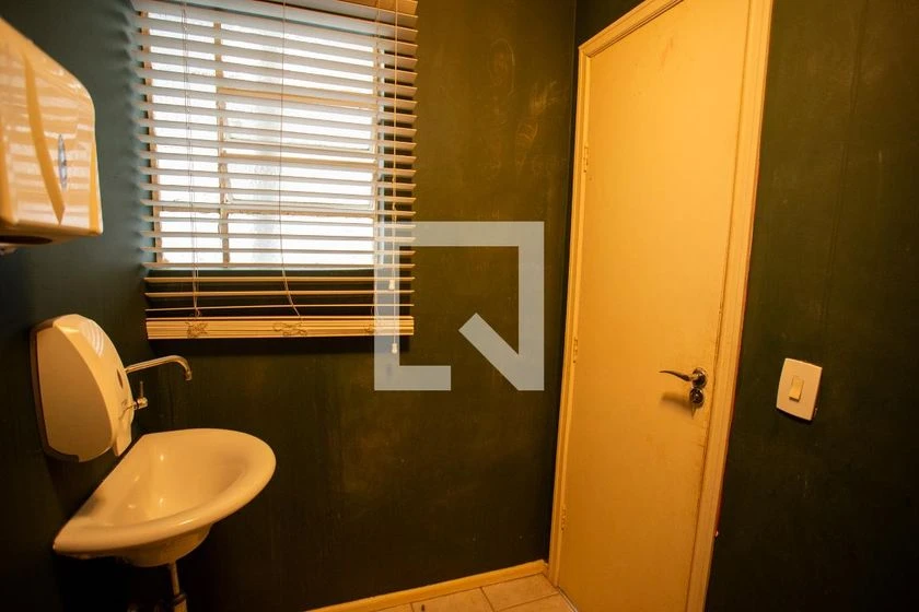 House with 6 bedrooms and a private garden — photo 11