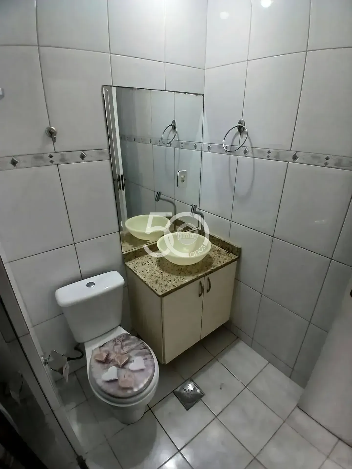 98 m² apartment with 3 bedrooms and 2 garage spaces — photo 38