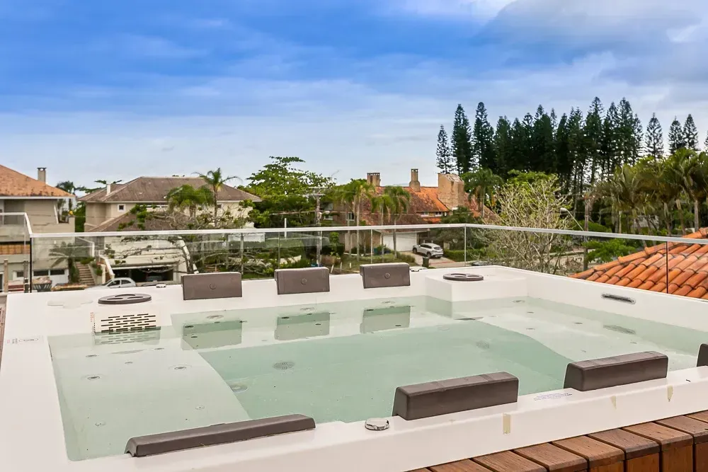 Furnished house with 7 bedrooms and 700 m² — photo 4