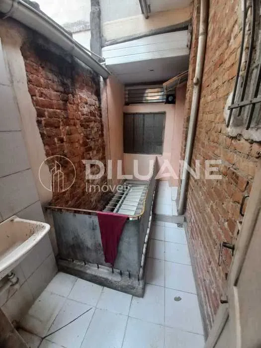 Unfurnished 1-bedroom apartment with 1 bathroom and parking — photo 5