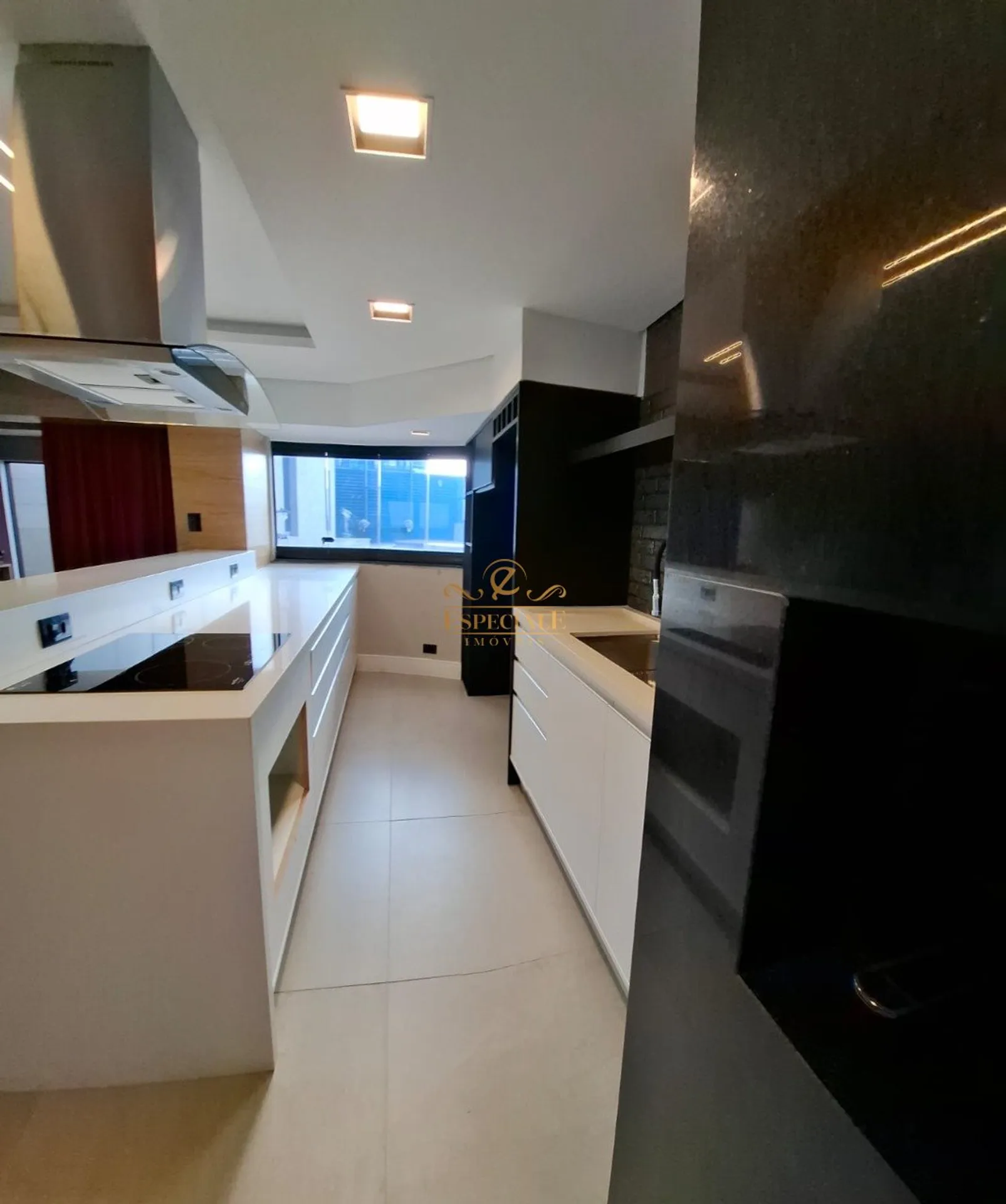 Cobertura com 3 suítes e 4 vagas, cozinha integrada — photo 17