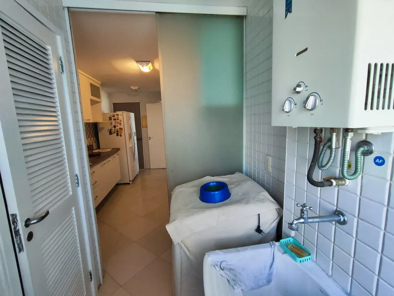 Apartamento mobiliado de 103 m² com varanda envidraçada — photo 25