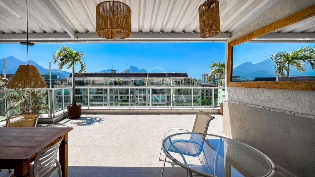 Furnished penthouse with 4 bedrooms, 200 m² and 3 parking — photo 21