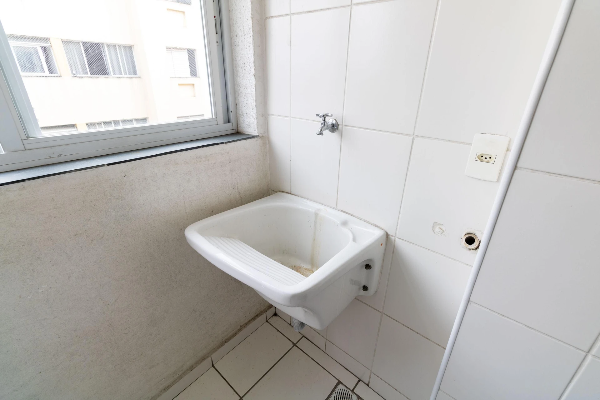Оренда квартири з 2 спальнями та вбудованим грилем на балконі — photo 8