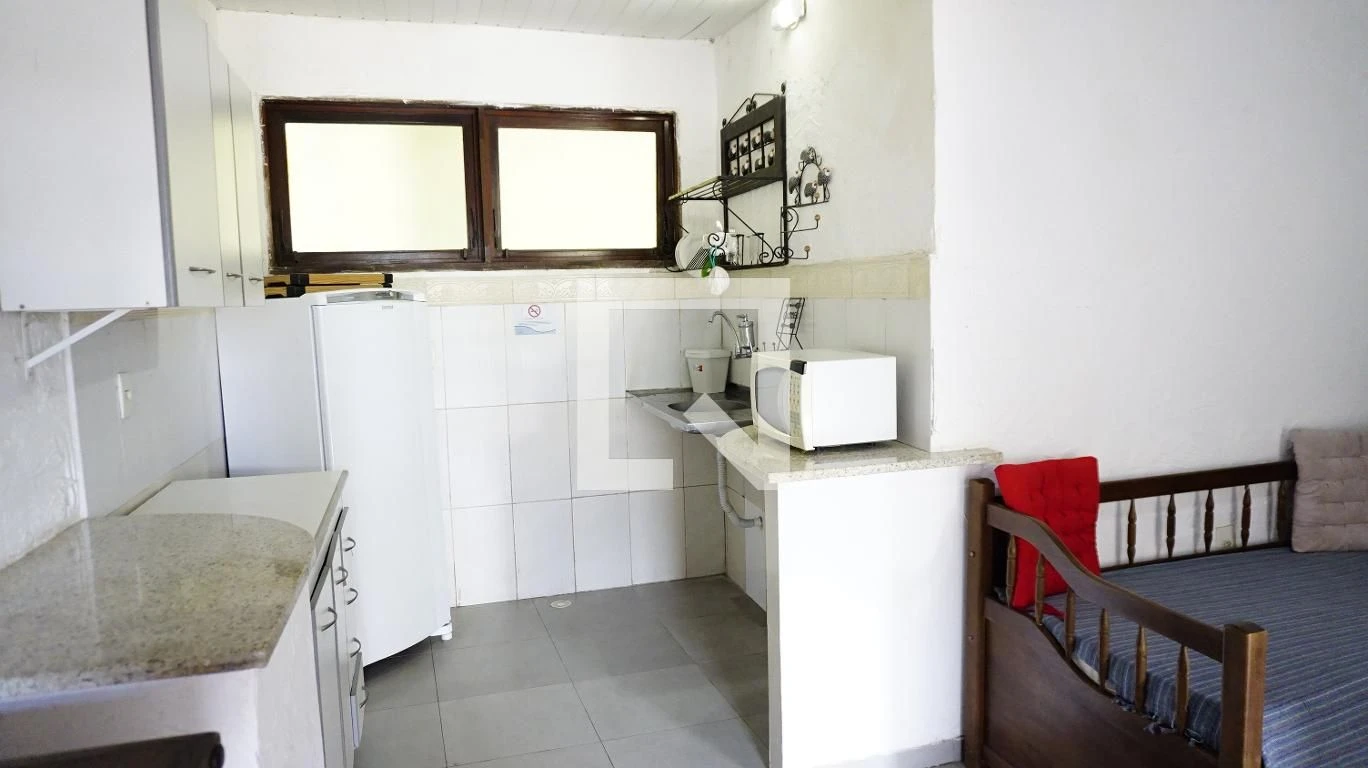Apartamento amueblado de 2 dormitorios con balcón — photo 4