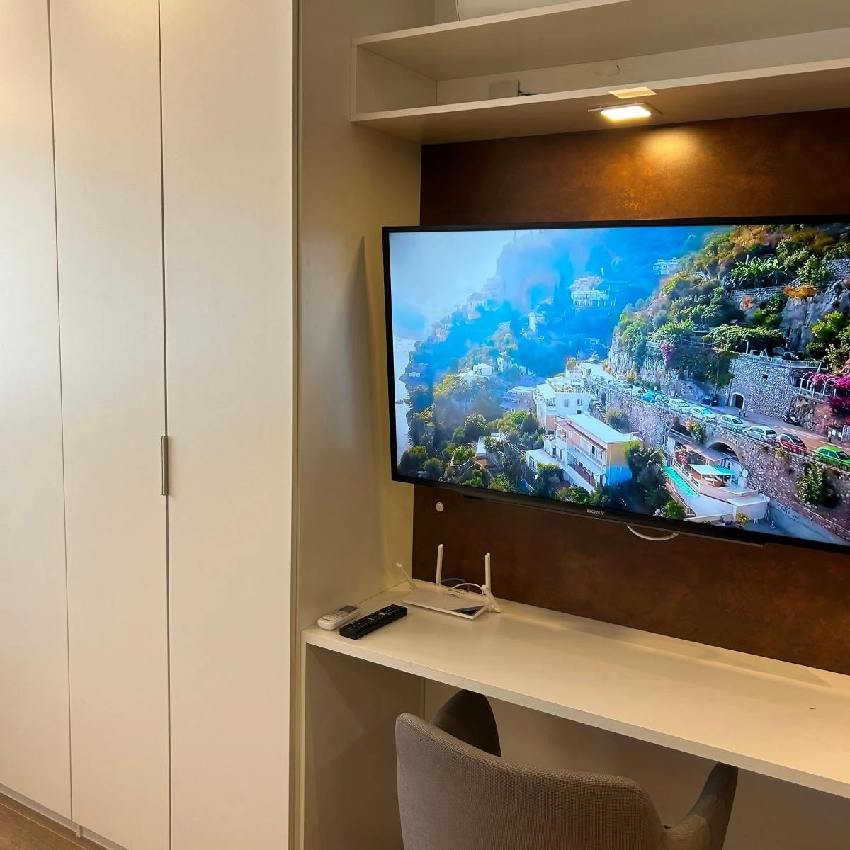 Квартира 31 м² з панорамними вікнами та заскленим балконом — photo 3