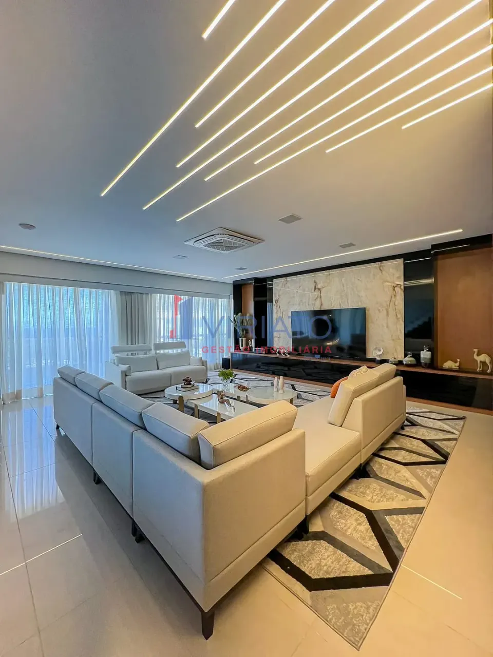 Penthouse apartment with private terrace and washer