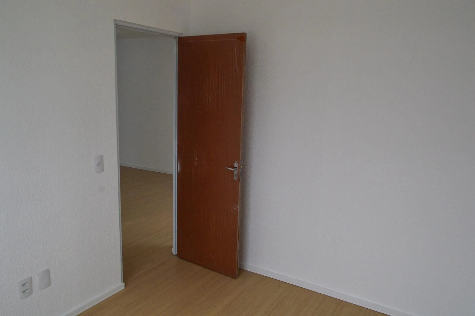 Mountain view in a 2-bedroom apartment, 52 m² — photo 34