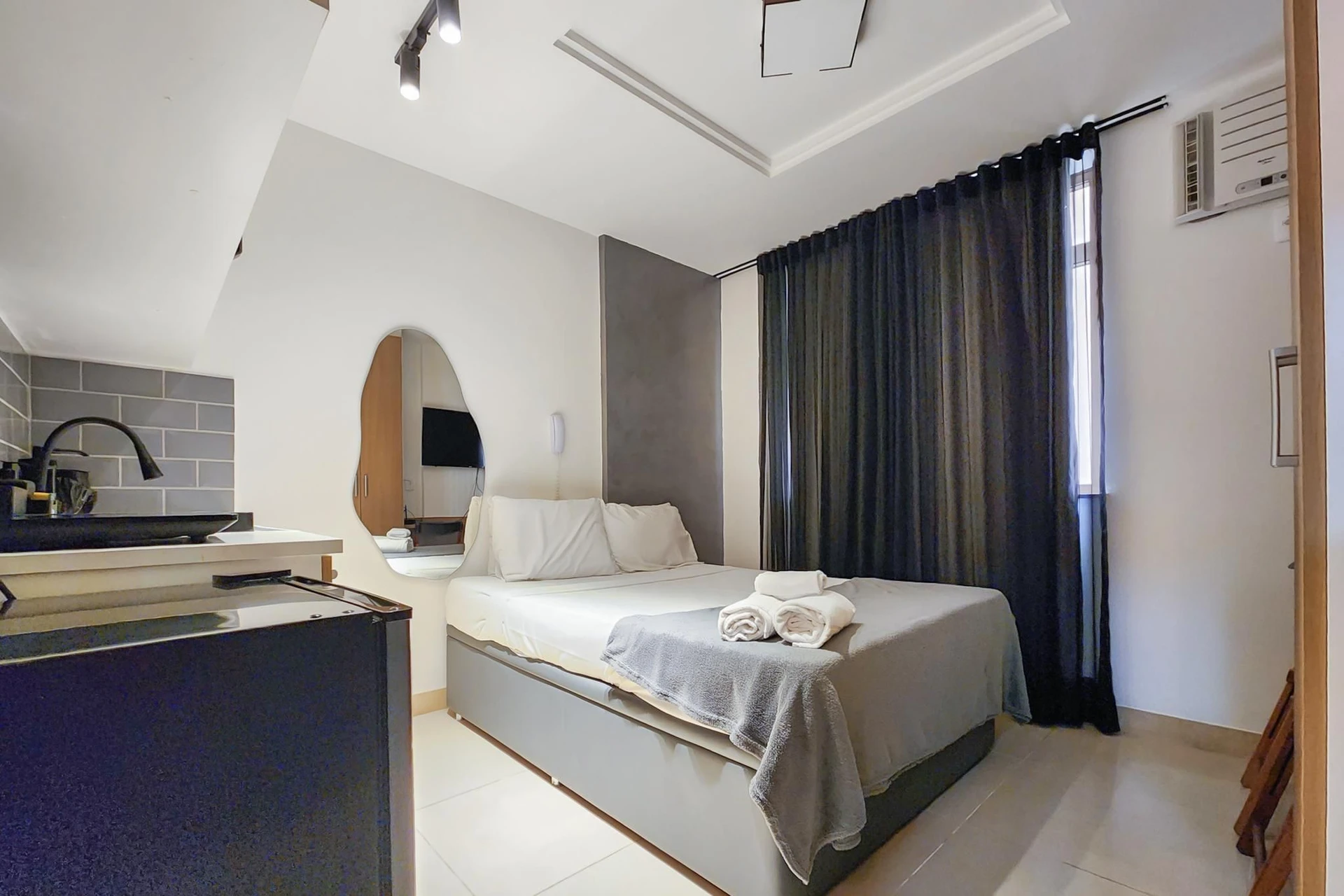 Estudio amueblado con 1 dormitorio y parrilla en la terraza — photo 4
