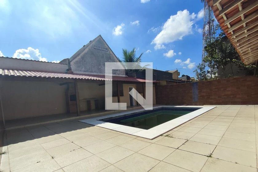 House with 4 bedrooms and balcony, plus private BBQ — photo 39