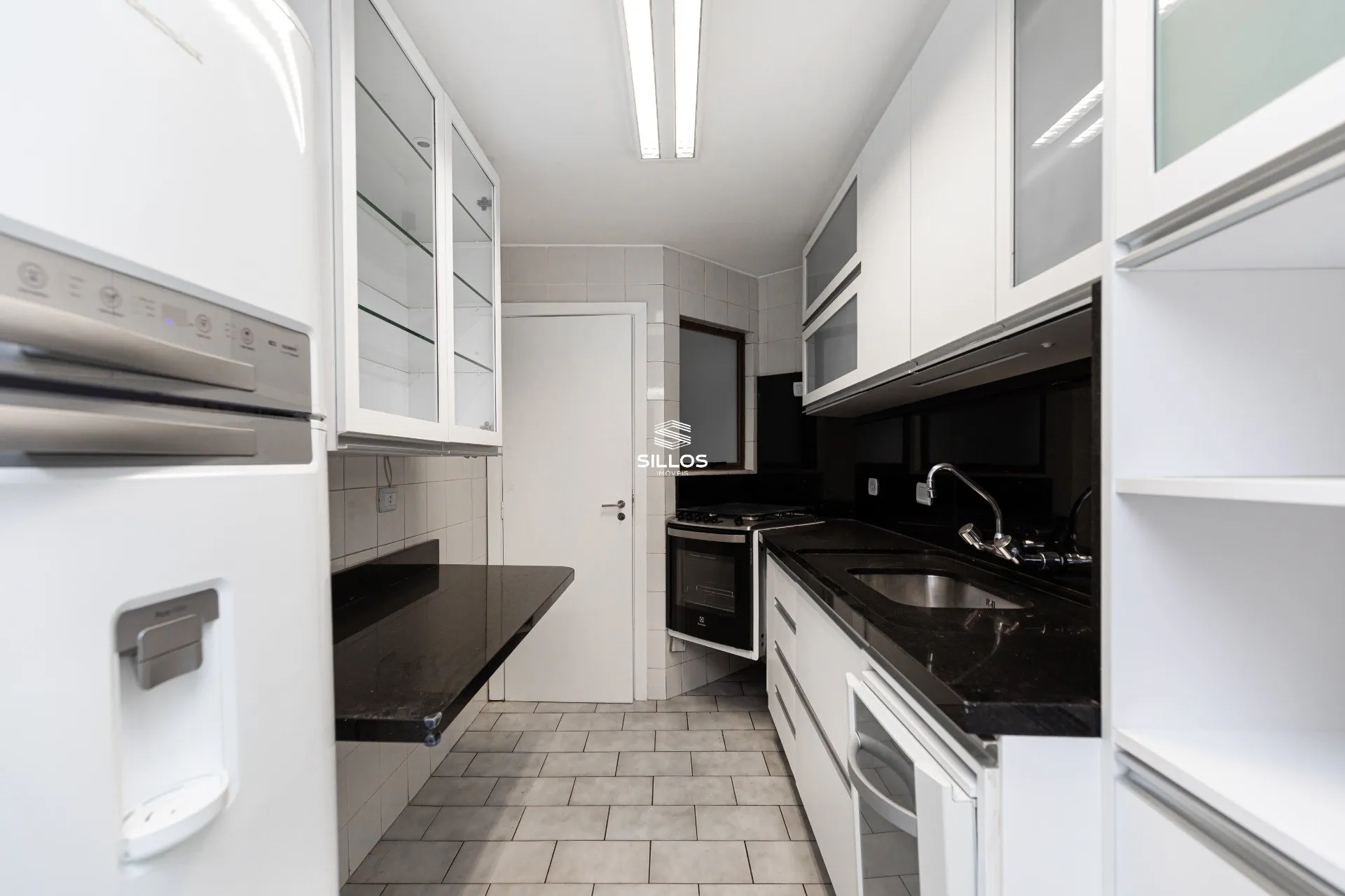 Home office in a 3-bedroom apartment, 93 m² — photo 2