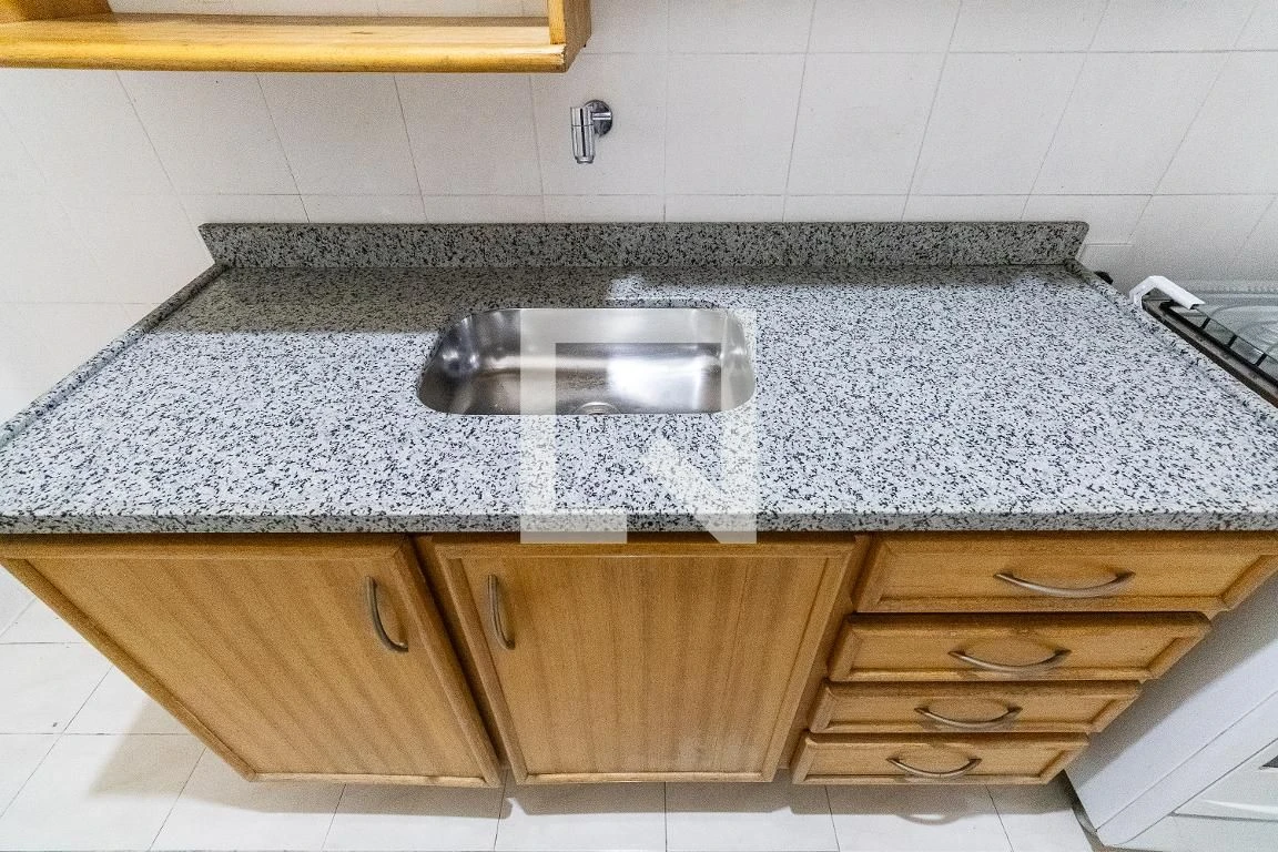 Apartamento sem mobília com 2 quartos e 1 vaga — photo 2