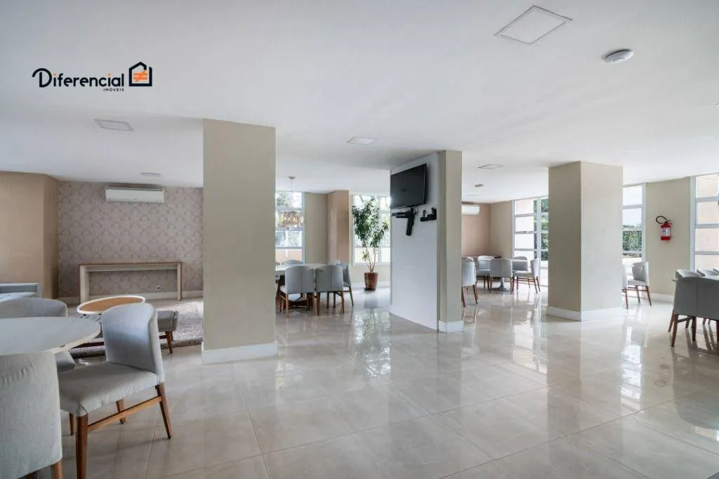 Furnished 2-bedroom apartment with open-plan kitchen — photo 33