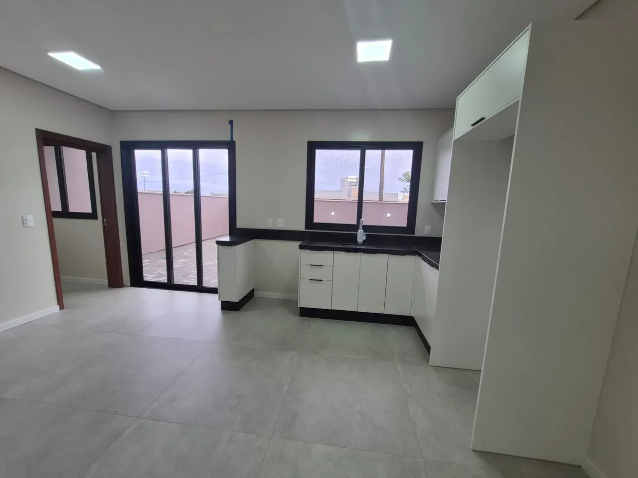 3-bedroom house, 1 with its own bathroom, 97 m² — photo 2