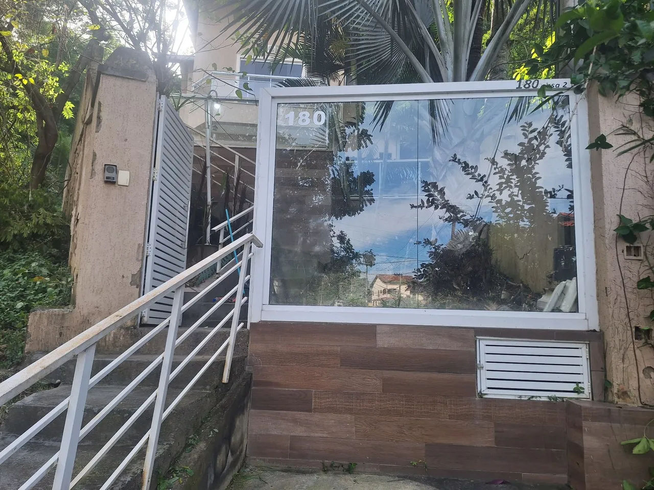 Furnished house, 250 m², with a grill on the balcony — photo 12