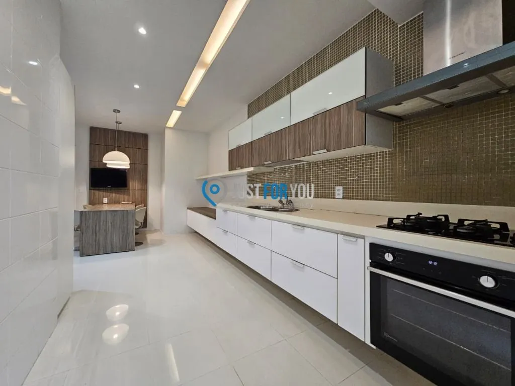 Apartamento mobiliado de 4 quartos em condomínio com piscina — photo 6