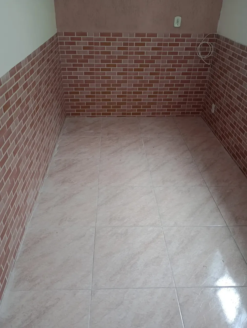 Casa para alugar de 28 m² com 1 quarto e sem vaga