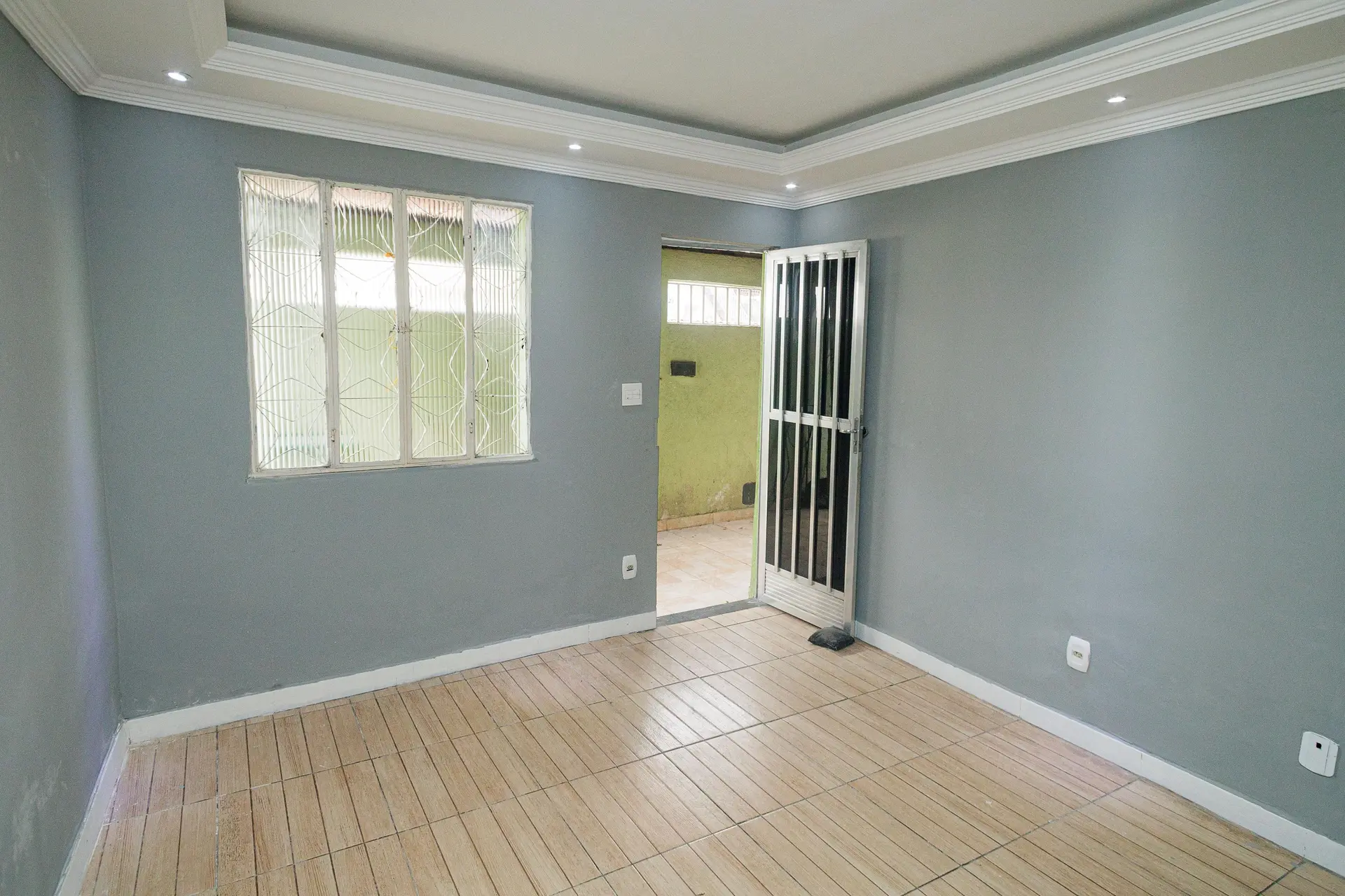 2-bedroom house with 2 bathrooms and private garden — photo 3