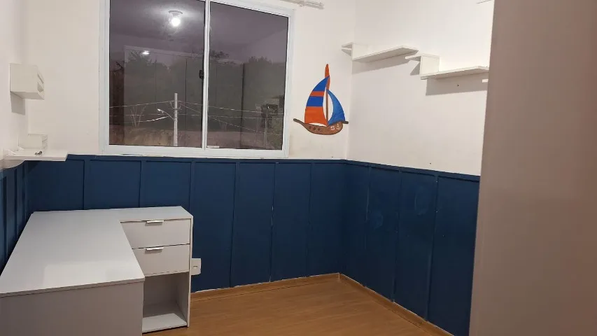 2-bedroom apartment with wood floors in the living room — photo 7