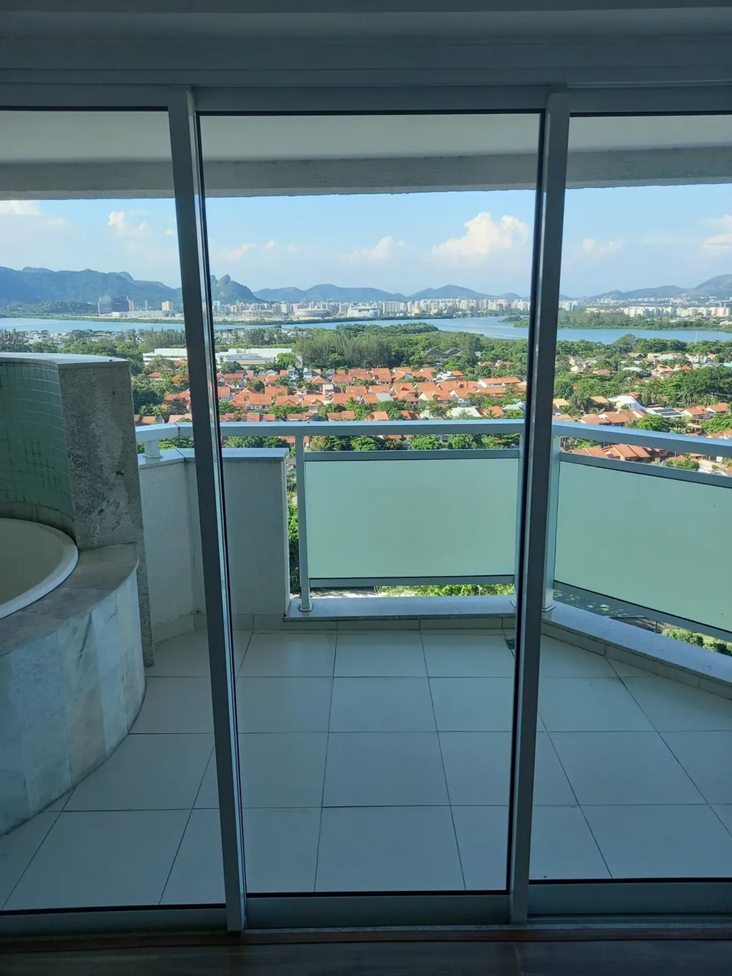 4-bedroom apartment with a jacuzzi — photo 8