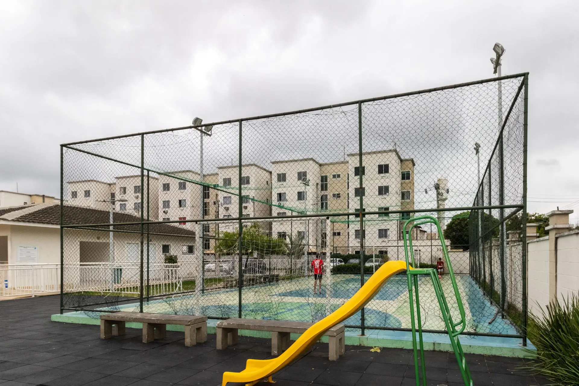 2-bedroom apartment in a building with a pool — photo 3