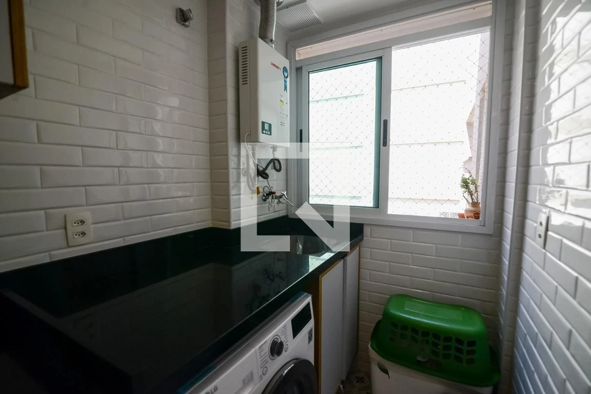 Furnished 4-bedroom apartment with 4 bathrooms — photo 69