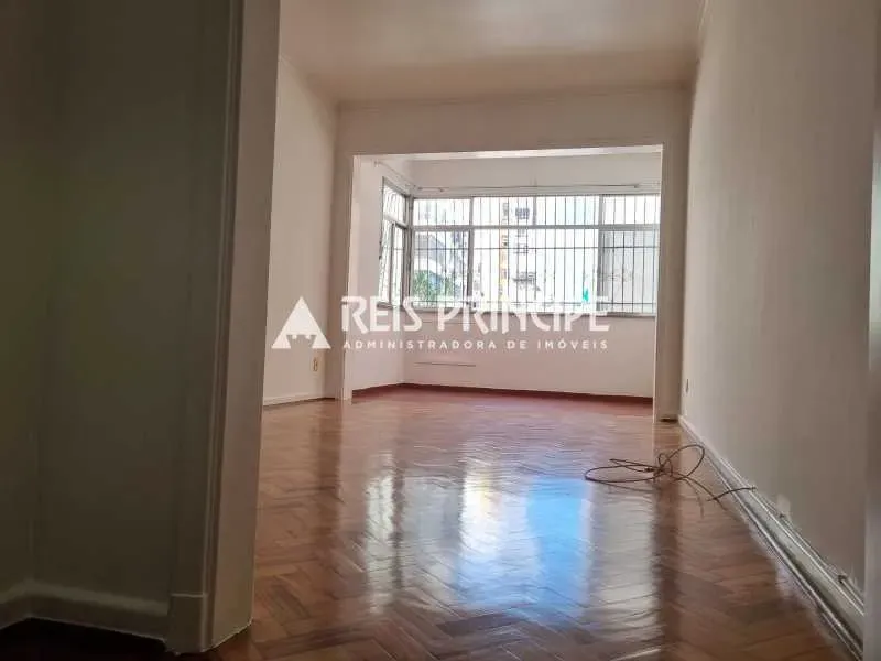 Apartment, 70 m², with wood or laminate floors — photo 23