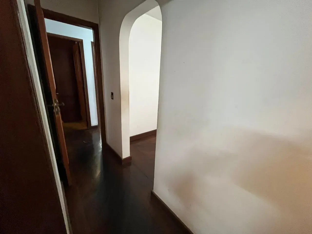Furnished apartment with 4 bedrooms and a closed kitchen — photo 17