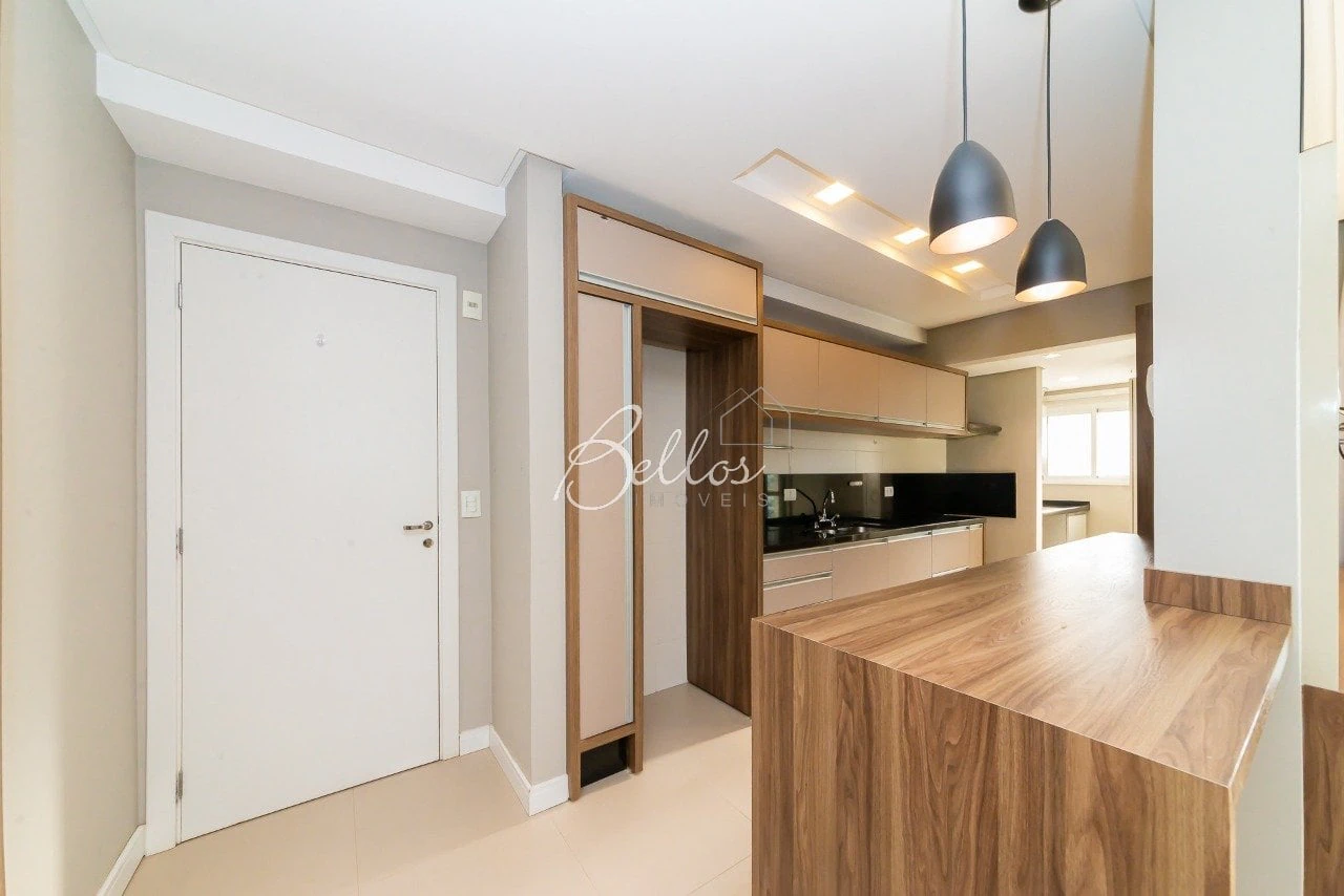 Apartment, 77 m², with a glass-enclosed balcony — photo 10