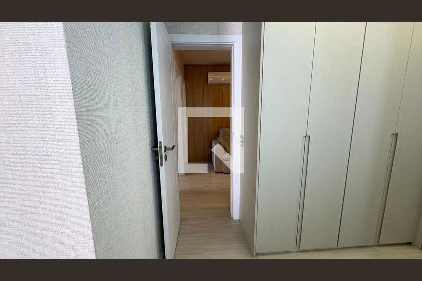 Apartment, 217 m², with a glass-enclosed balcony — photo 43