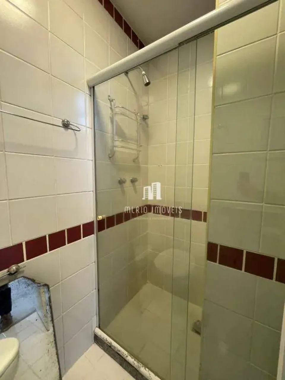 3-bedroom apartment with tile floors and balcony — photo 10