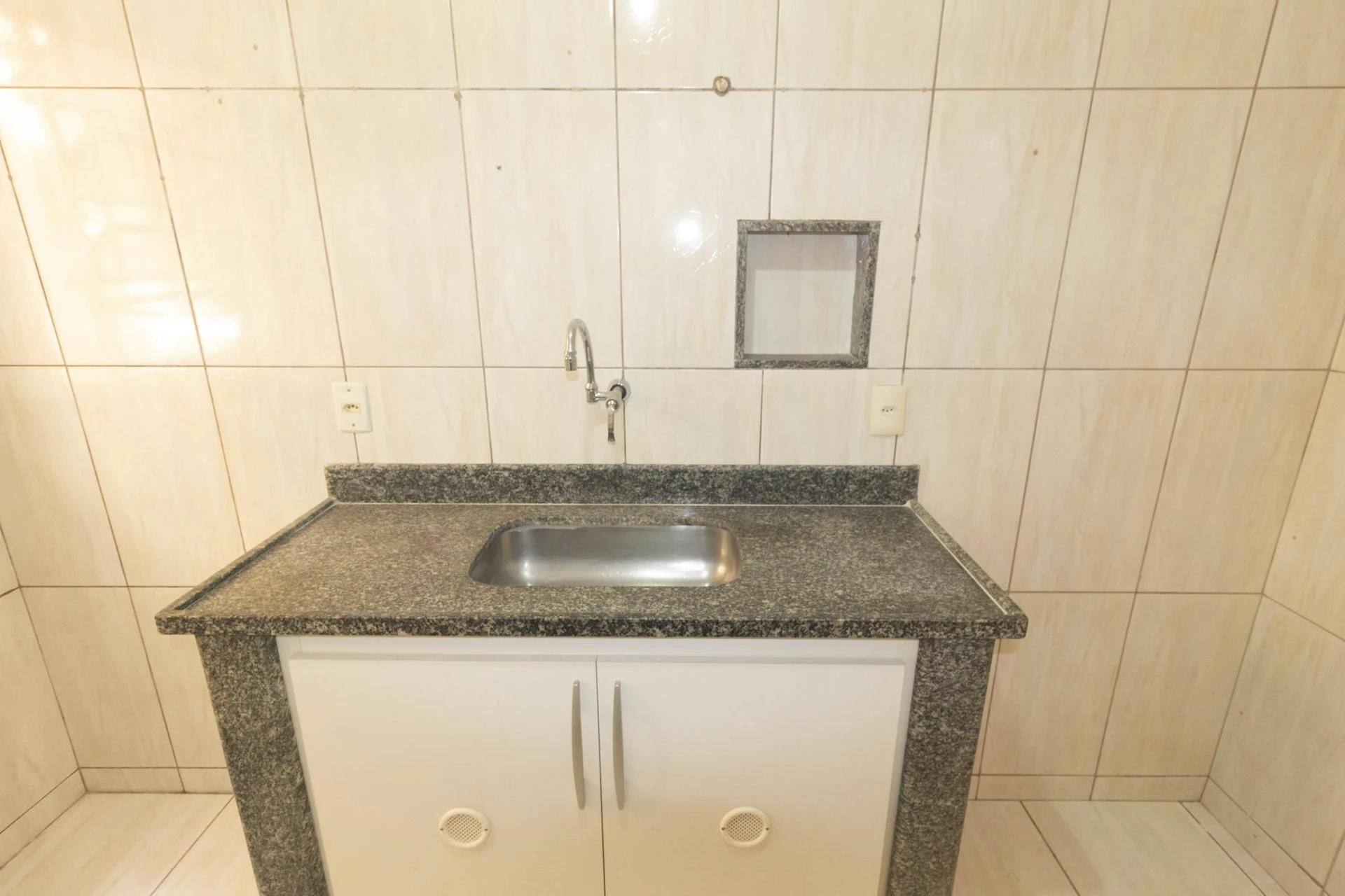 Apartamento de 1 quarto com 1 vaga e área de serviço — photo 31