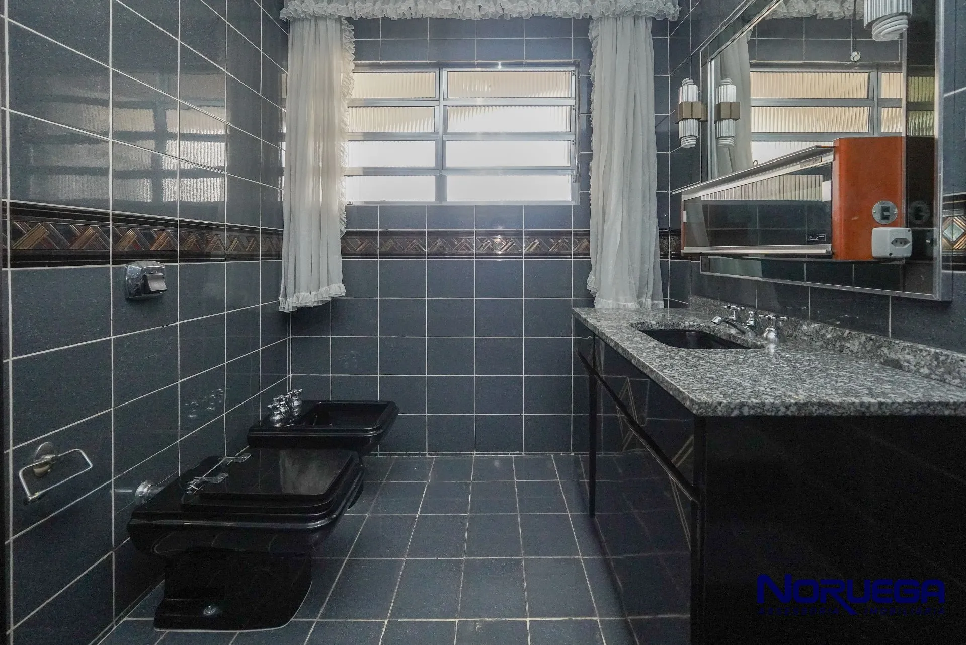 Ванна и 2 спальни: дом 140 м² — photo 25