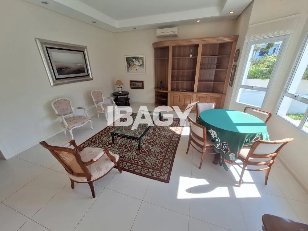 Furnished house with 3 bedrooms and a home office