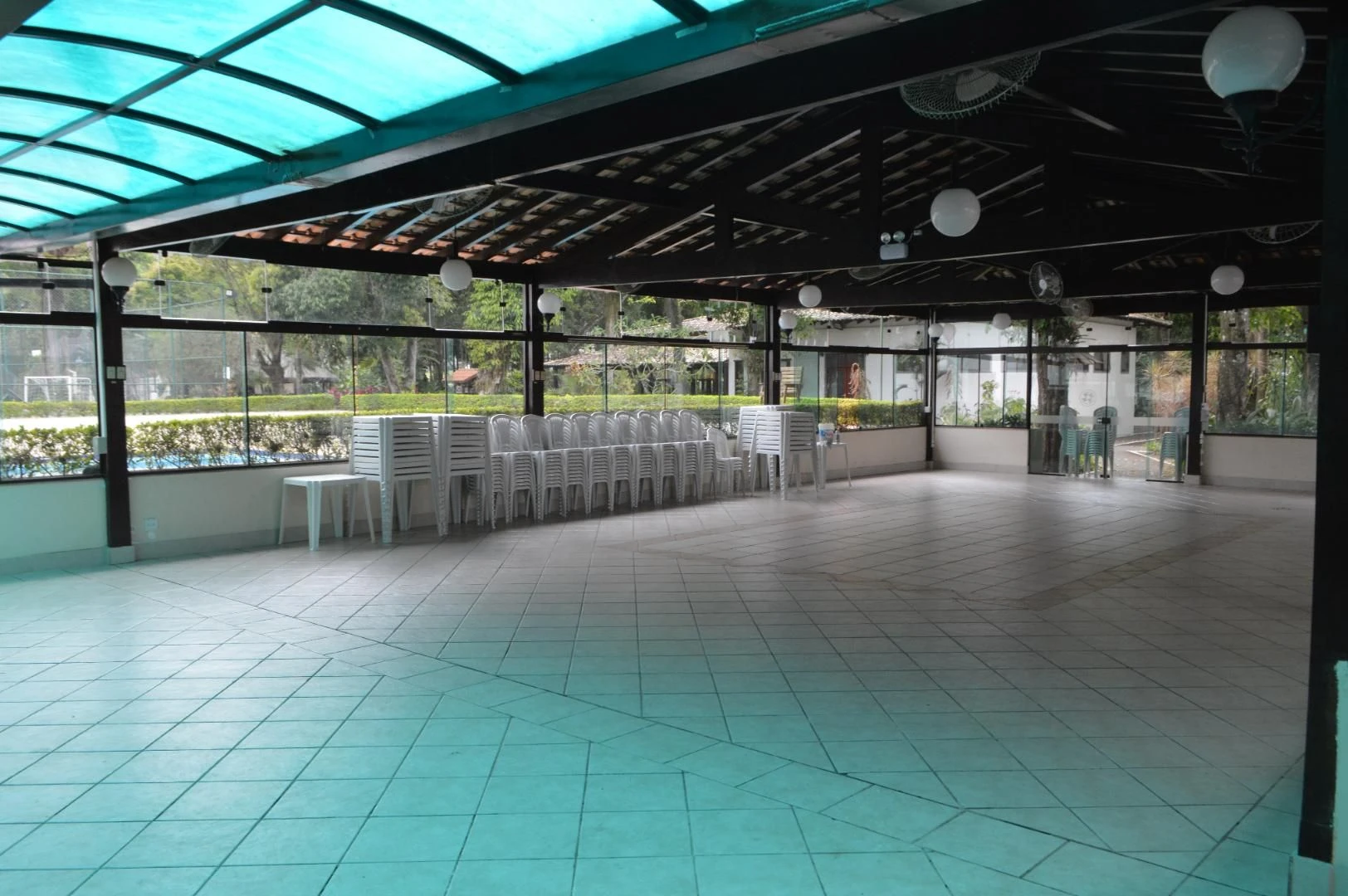 Casa mobiliada em condomínio com 6 suítes e 8 banheiros — photo 131