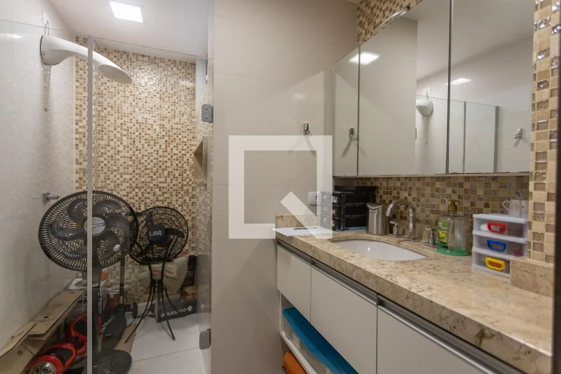 Apartamento mobiliado com 3 quartos, 1 suíte e 3 banheiros — photo 53