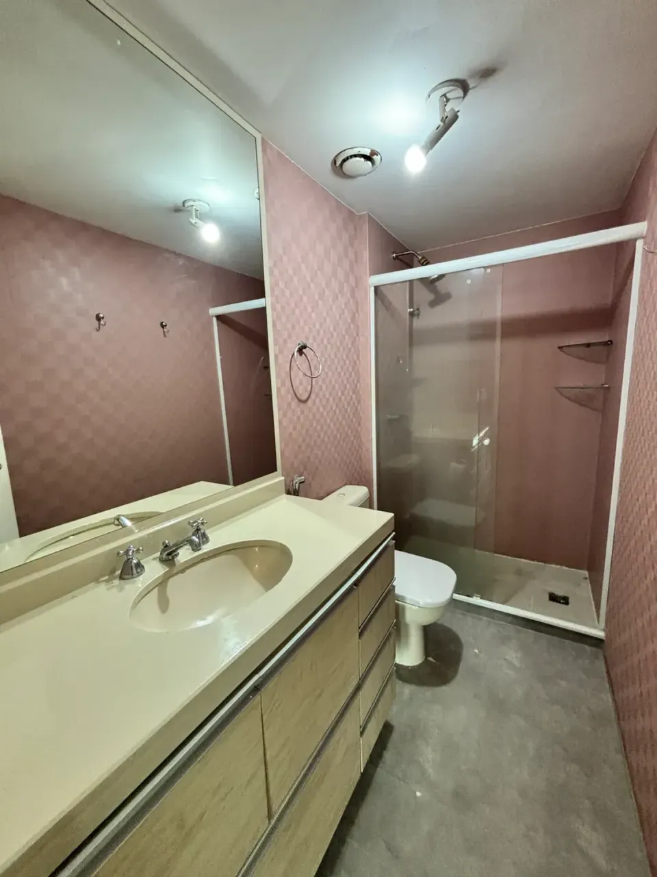 100 m² duplex apartment with 2 bedrooms and a balcony — photo 14