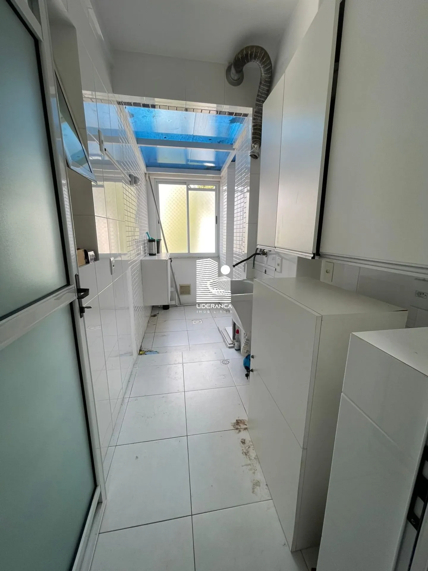Apartamento de 3 dormitórios com suíte e sacada