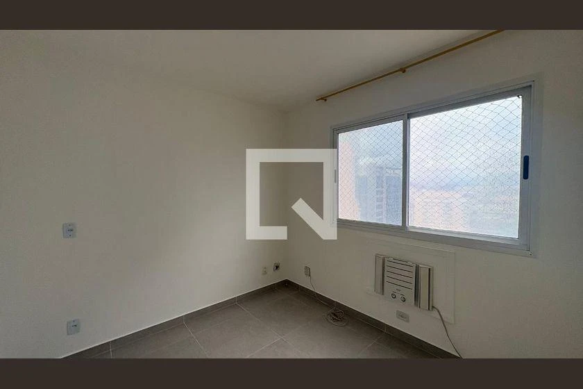 Apartment, 105 m², with a glass-enclosed balcony — photo 33