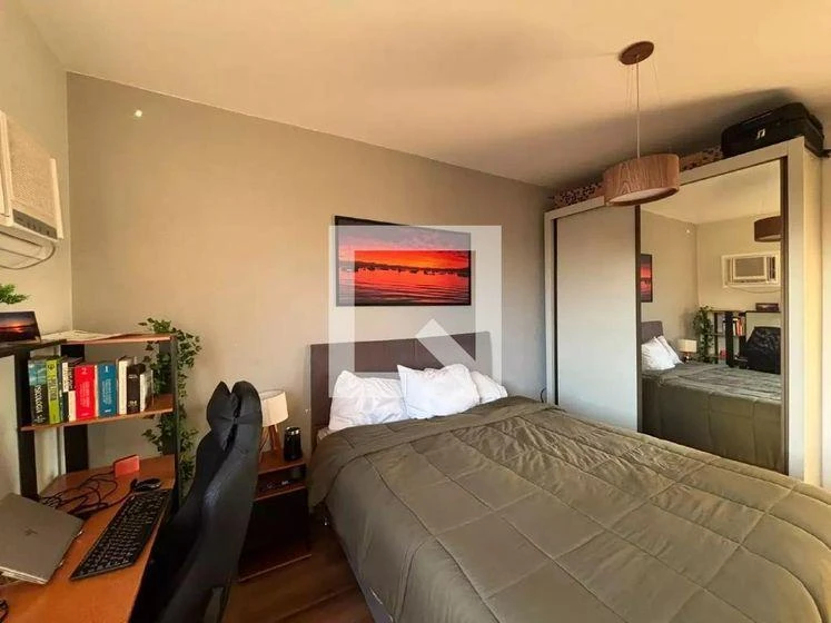 Home office in a one-bedroom apartment, 40 m² — photo 3