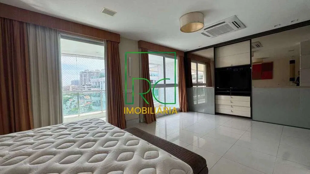 430 m² penthouse with 3 en-suite bedrooms and private BBQ — photo 10