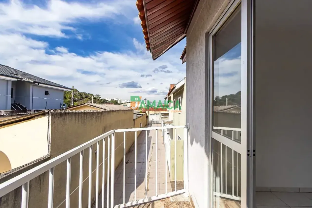 Unfurnished 101 m² house with 3 bedrooms and 3 parking — photo 14
