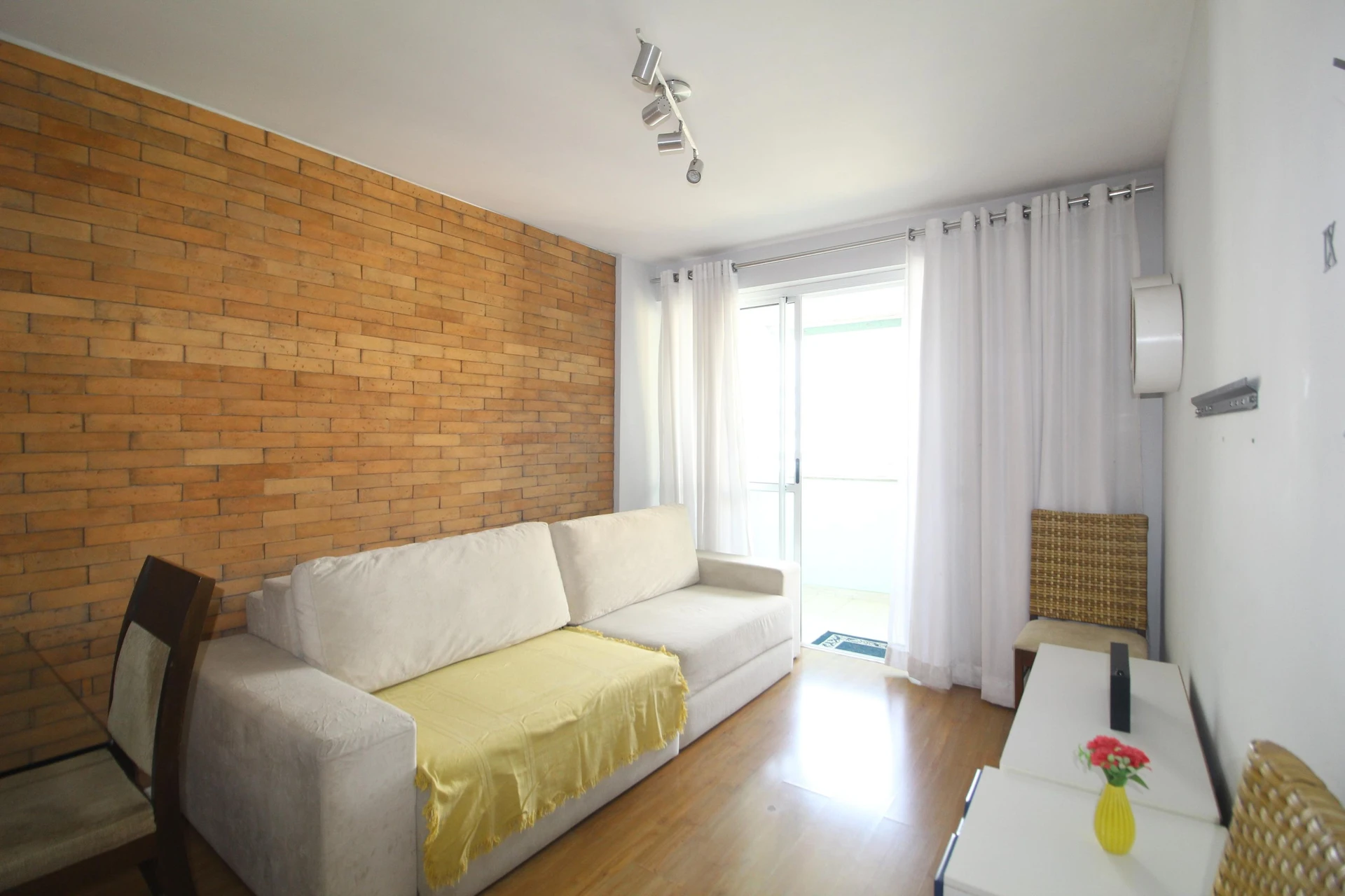 Furnished apartment, 80 m², with a washing machine