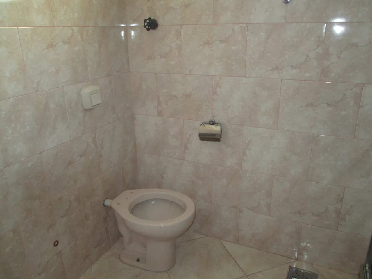 Apartamento sem mobília com 1 quarto e cozinha fechada — photo 5