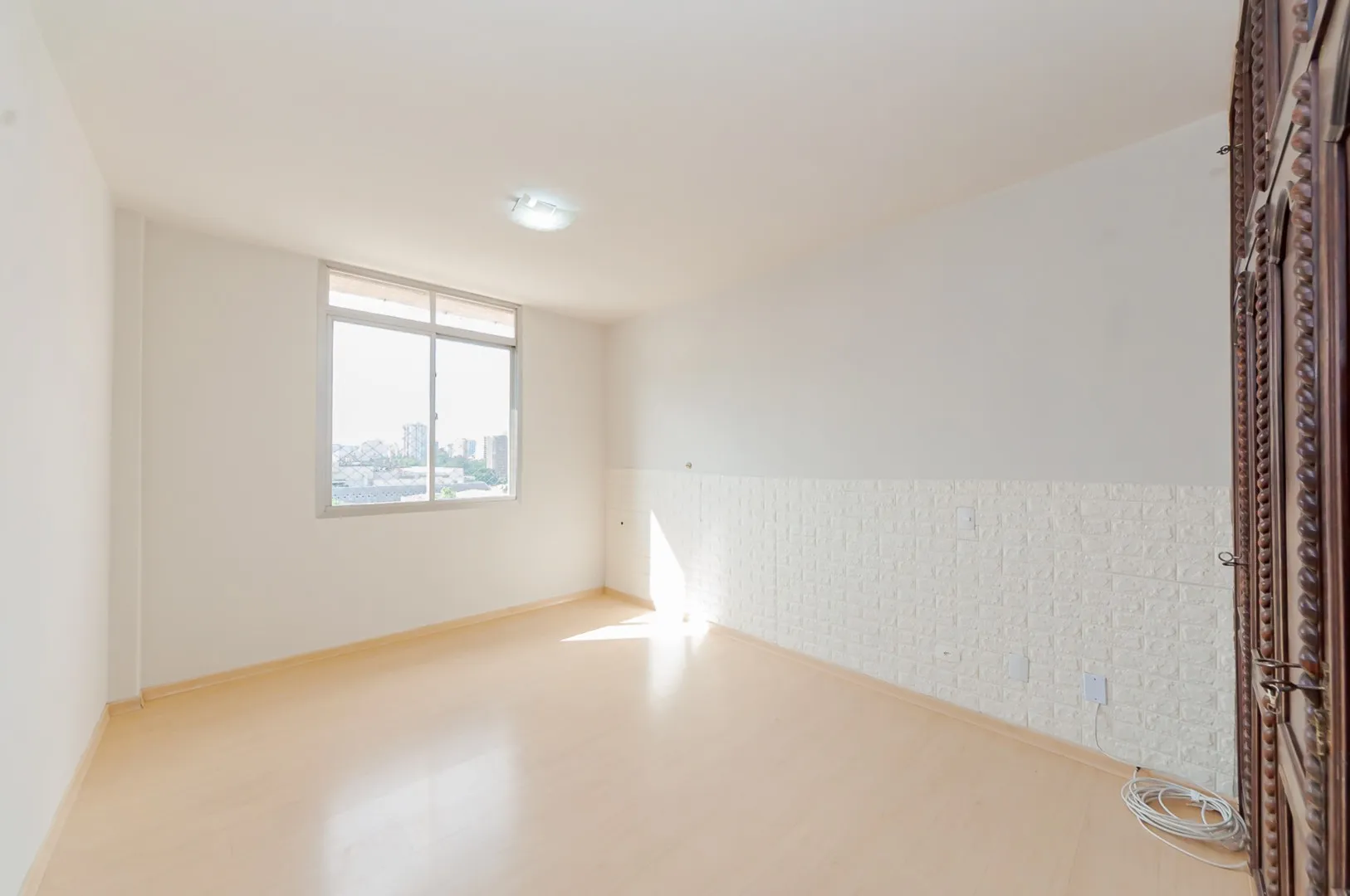 4-bedroom 239 m² apartment with 2 parking spots and 1 suite — photo 6