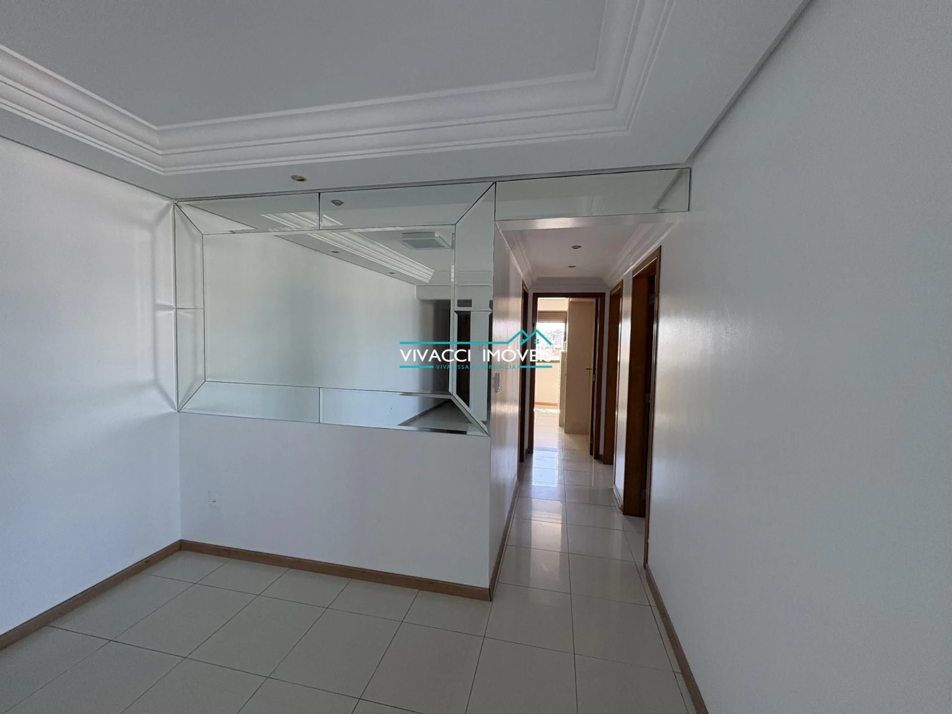 Apartment, 105 m², with a glass-enclosed balcony — photo 8